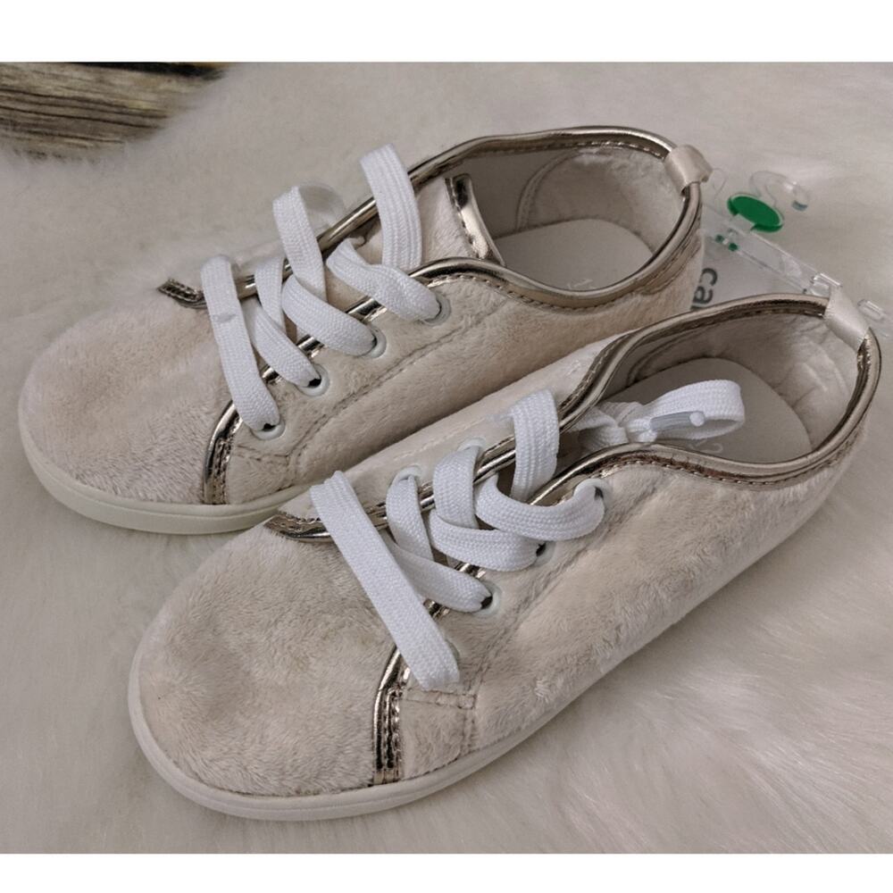 Nwt Carter's Faux Fur Sneakers sz 12